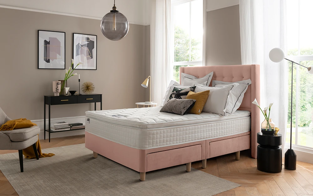 Silentnight Bloomsbury Dusky Pink Velvet Bed Frame, Superking, 4 Drawers 3 Silentnight Bloomsbury Dusky Pink Velvet Bed Frame, Superking, 4 Drawers