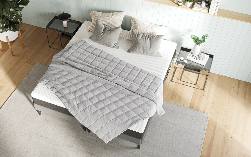 Emma Hug Weighted Blanket, King Size 4 Emma Hug Weighted Blanket, King Size - Image 2