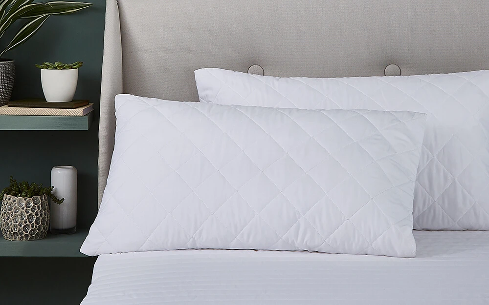 Silentnight Anti-Allergy Pillow Protector, Standard Pillow Size 4 Silentnight Anti-Allergy Pillow Protector, Standard Pillow Size - Image 2