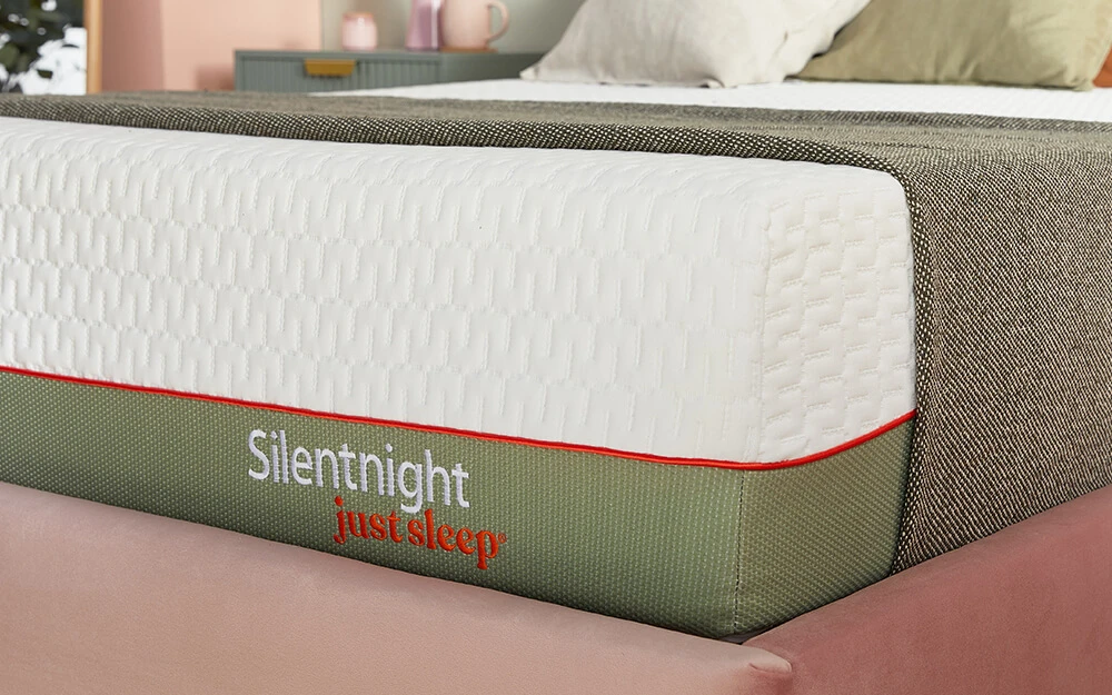 Silentnight Just Dream Memory Hybrid Mattress, Superking 5 Silentnight Just Dream Memory Hybrid Mattress, Superking - Image 4