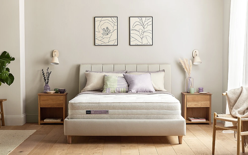 Silentnight Lift Breathe 1600 Pocket Mattress, Superking 8 Silentnight Lift Breathe 1600 Pocket Mattress, Superking - Image 6