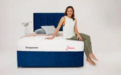 Sleepeezee Jessica 800 Pocket Support Mattress, Superking Zip And Link 10 Sleepeezee Jessica 800 Pocket Support Mattress, Superking Zip And Link -Bedding Specialty Store sleepeezee jessica front portrait semidressed 1
